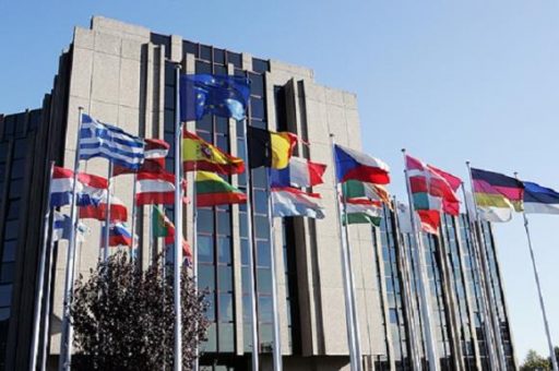 La Corte dei conti europea tira le orecchie alla Commissione