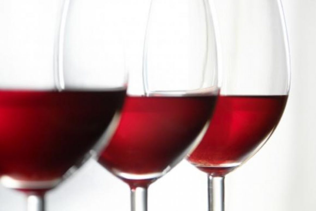 Oiv, avanti adagio nel 2011 i consumi di vino