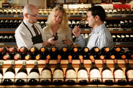 Vinarius: a Natale 2017 in crescita le vendite di vini e alcolici
